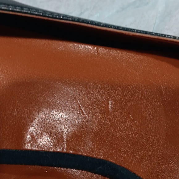 Nine West Green Leather Buckle Pumps size 8 - Picture 9 of 9